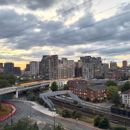 London Excel Cosy Apartment With Balcony & River View Close To O2 Arena, Cable Car, City Hall 외부 사진