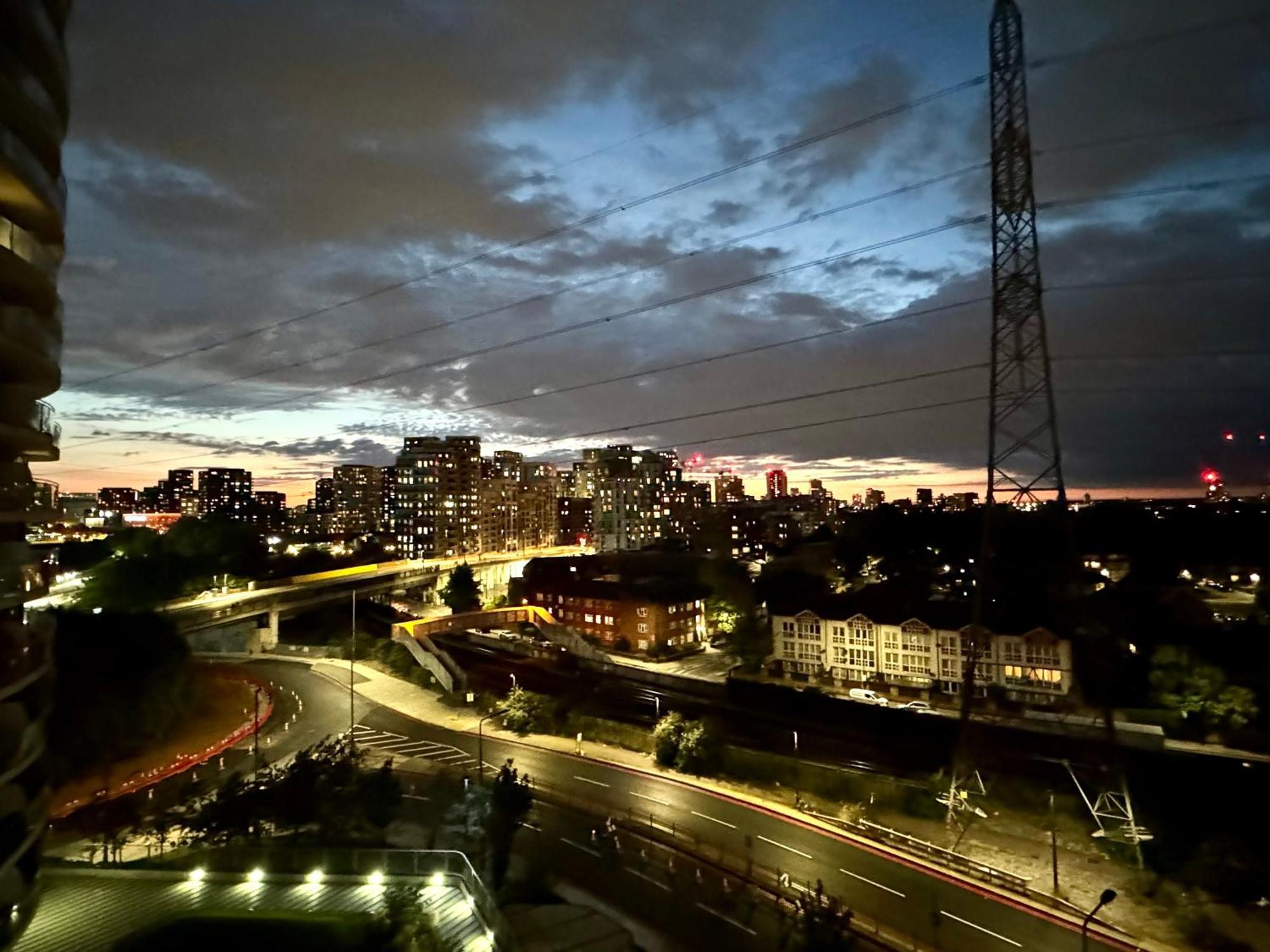 London Excel Cosy Apartment With Balcony & River View Close To O2 Arena, Cable Car, City Hall 외부 사진